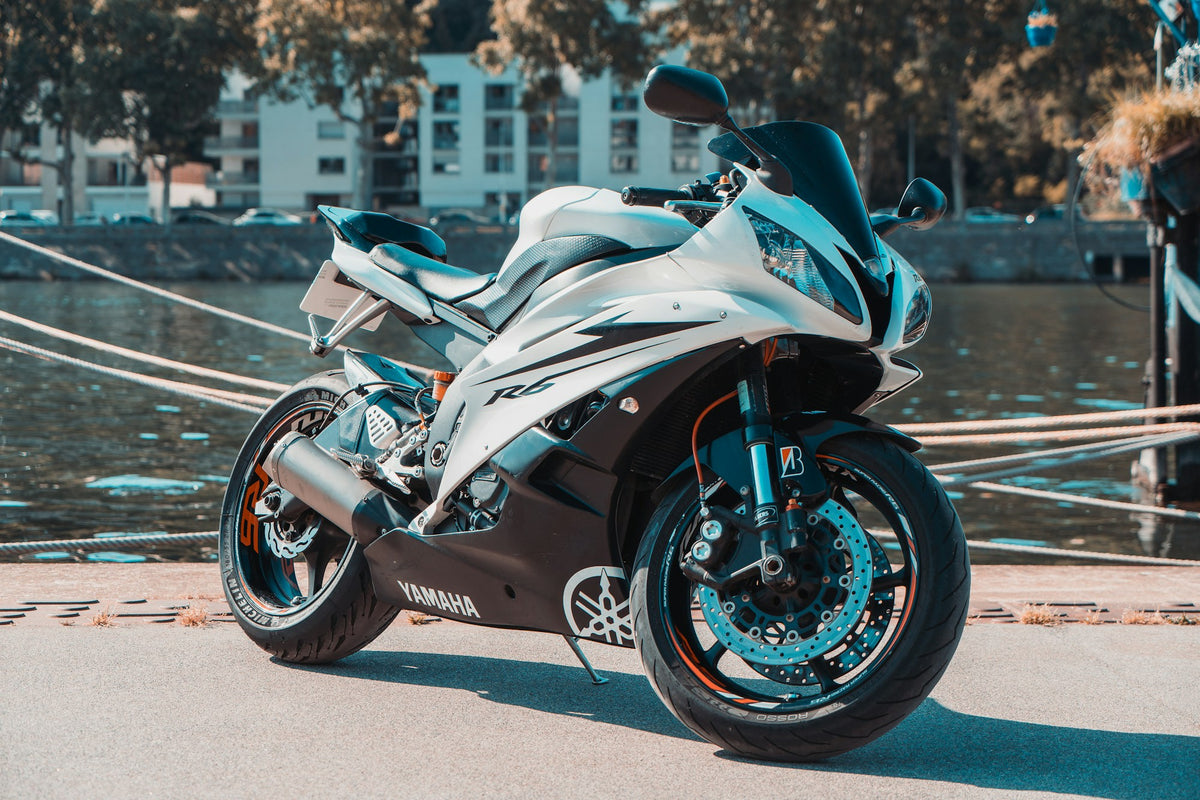 White Yamaha YZF-R6